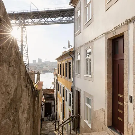 Oasiys - Your Getaway In דירה